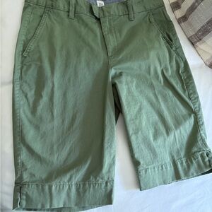 GAP Green Flat Front Shorts Casual Style